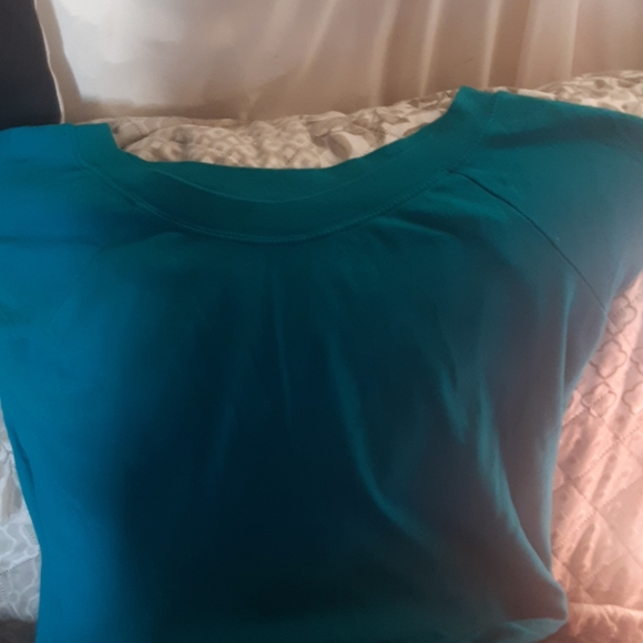 Women's teal crew neck tshirt - Picture 2 of 2